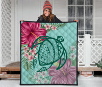 Hawaii Turtle Hibiscus Plumeria Premium Quilt - Hug Style - Polynesian Pride