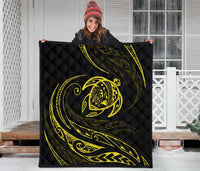 Hawaii Turtle Premium Quilt - Yellow - Frida Style - Polynesian Pride