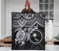 Chuuk Polynesian Premium Quilt - Chuuk Flag & White Turtle Hibiscus - Polynesian Pride