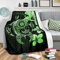 Hibiscus Plumeria Mix Polynesian Green Turtle Premium Blanket - Polynesian Pride