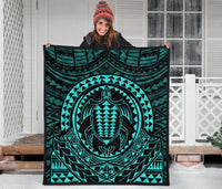 Hawaiian Kakau Honu Arc Turquoise Polynesian Premium Quilt - Polynesian Pride
