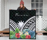 Nauru Premium Quilt - Nauru Coat of Arms & Polynesian Tropical Flowers White - Polynesian Pride