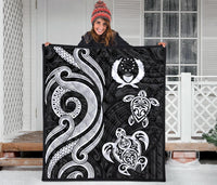 Pohnpei Premium Quilt - White Tentacle Turtle - Polynesian Pride