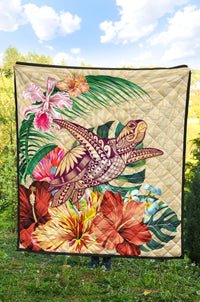 Hawaii Tropical Hibiscus Plumeria Turtle Beige Premium Quilt - Polynesian Pride