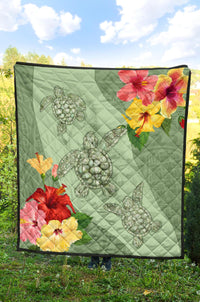 Hawaii Turtle Hibiscus Premium Quilt - Tink Style - Polynesian Pride