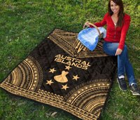 Austral Islands Premium Quilt - Austral Islands Flag Polynesian Chief Gold Version - Polynesian Pride