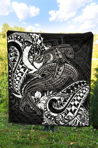 Pohnpei Premium Quilt - White Shark Polynesian Tattoo - Polynesian Pride