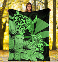 Hawaii Turtle Premium Blanket Polynesian Hibiscus Art Ver 2.0 Green AH - Polynesian Pride