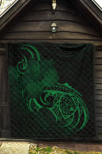 Hawaii Map Turtle Hibiscus Divise Green Polynesian Premium Quilt - Polynesian Pride