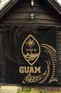 Guam Polynesian Premium Quilt - Gold Tribal Wave - Polynesian Pride