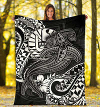 Tahiti Premium Blanket - White Shark Polynesian Tattoo - Polynesian Pride