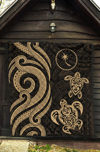 Chuuk Micronesian Premium Quilt - Gold Tentacle Turtle - Polynesian Pride