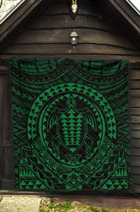 Hawaiian Kakau Honu Arc Green Polynesian Premium Quilt - Polynesian Pride