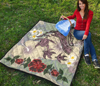 Hawaii Turtle Shark Hibiscus Premium Quilt - Beige - LH Style - Polynesian Pride