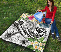 Polynesian Hawaii Kanaka Maoli Premium Quilt - Summer Plumeria (White) - Polynesian Pride