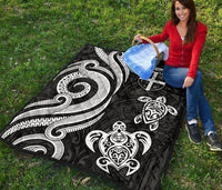 Fiji Polynesian Premium Quilt - White Tentacle Turtle - Polynesian Pride