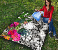 Marshall Islands Premium Quilt White - Turtle Plumeria Banana Leaf - Polynesian Pride