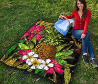 Hawaii Tropical Flowers Pineapple Premium Quilt - Polynesian Pride