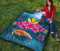 Hawaii Plumeria Kanaka Turtle Sea Premium Quilt - Polynesian Pride