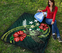 Kosrae Polynesian Premium Quilt - Green Turtle Hibiscus - Polynesian Pride
