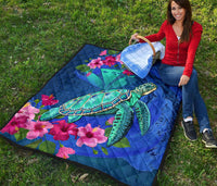 Hawaii Honu Aumakua Sea Hibiscus Premium Quilt - Nin Style - Polynesian Pride