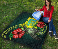 Tuvalu Polynesian Premium Quilt - Green Turtle Hibiscus - Polynesian Pride