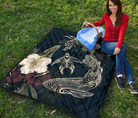 Hawaii Tropical Hibiscus Turtle Shark Aumakua Premium Quilt - Lucas Style - Blue - Polynesian Pride