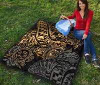 Tonga Polynesian Premium Quilt - Gold Turtle Flowing - Polynesian Pride
