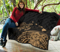 Hawaii Map Plumeria Polynesian Gold Premium Quilt - Polynesian Pride