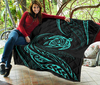 Hawaii Turtle Premium Quilt - Turquoise - Frida Style - Polynesian Pride