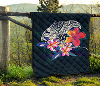 Polynesian Premium Quilt - Manta Ray And Hibiscus - Polynesian Pride