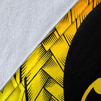 Papua New Guinea Premium Blanket - PNG Bird And Polynesian Decorative Pattern - Polynesian Pride