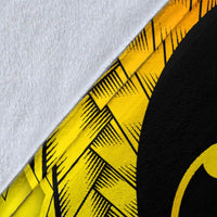 Papua New Guinea Personalised Premium Blanket - PNG Bird And Polynesian Decorative Pattern - Polynesian Pride
