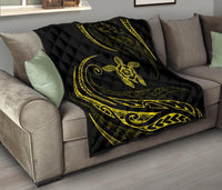 Hawaii Turtle Hibicus Premium Quilt - Frida Style - Yellow - Polynesian Pride