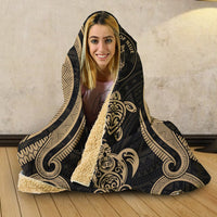 Niue Hooded Blanket - Gold Tentacle Turtle - Polynesian Pride