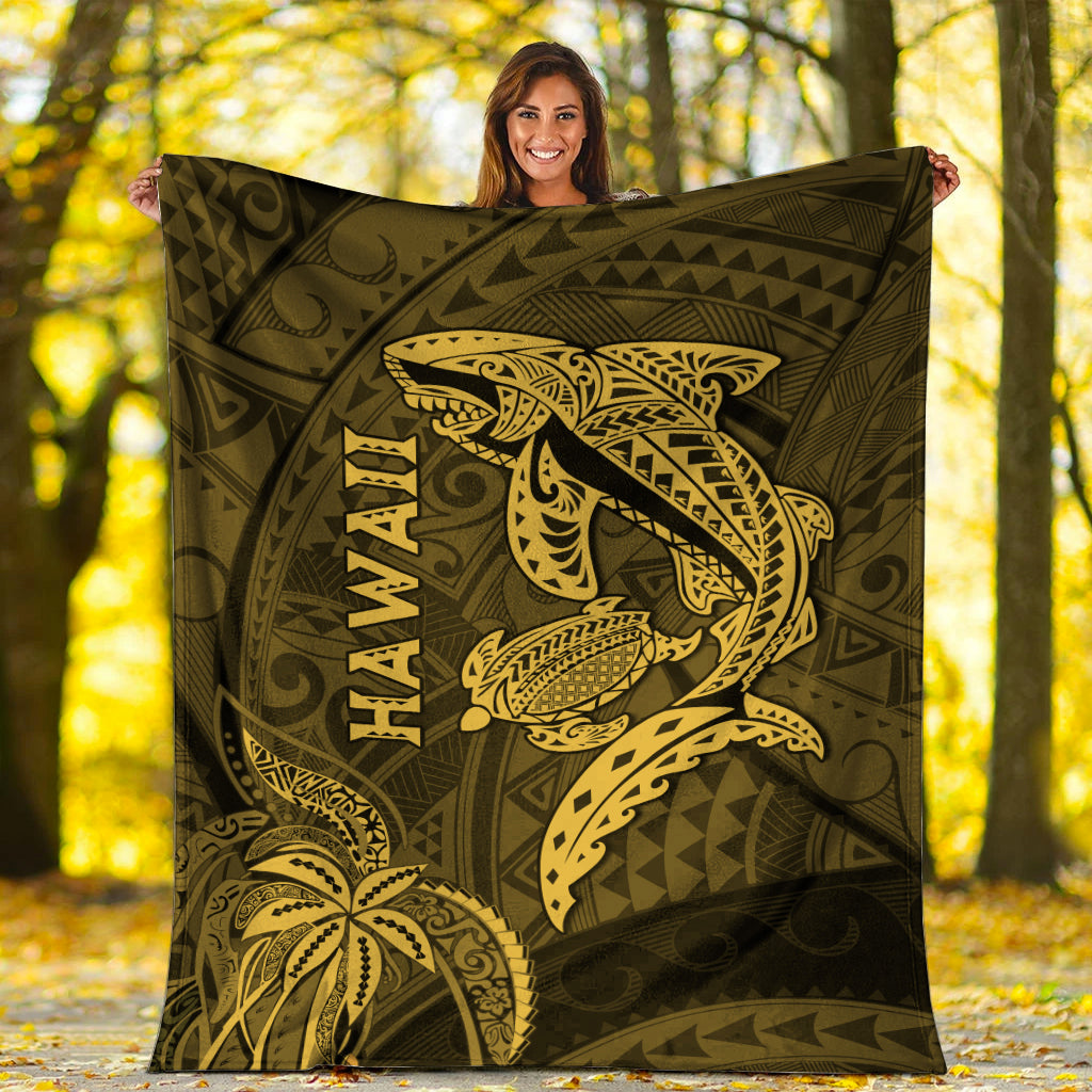 hawaii-shark-and-turtle-blanket-with-gold-kakau