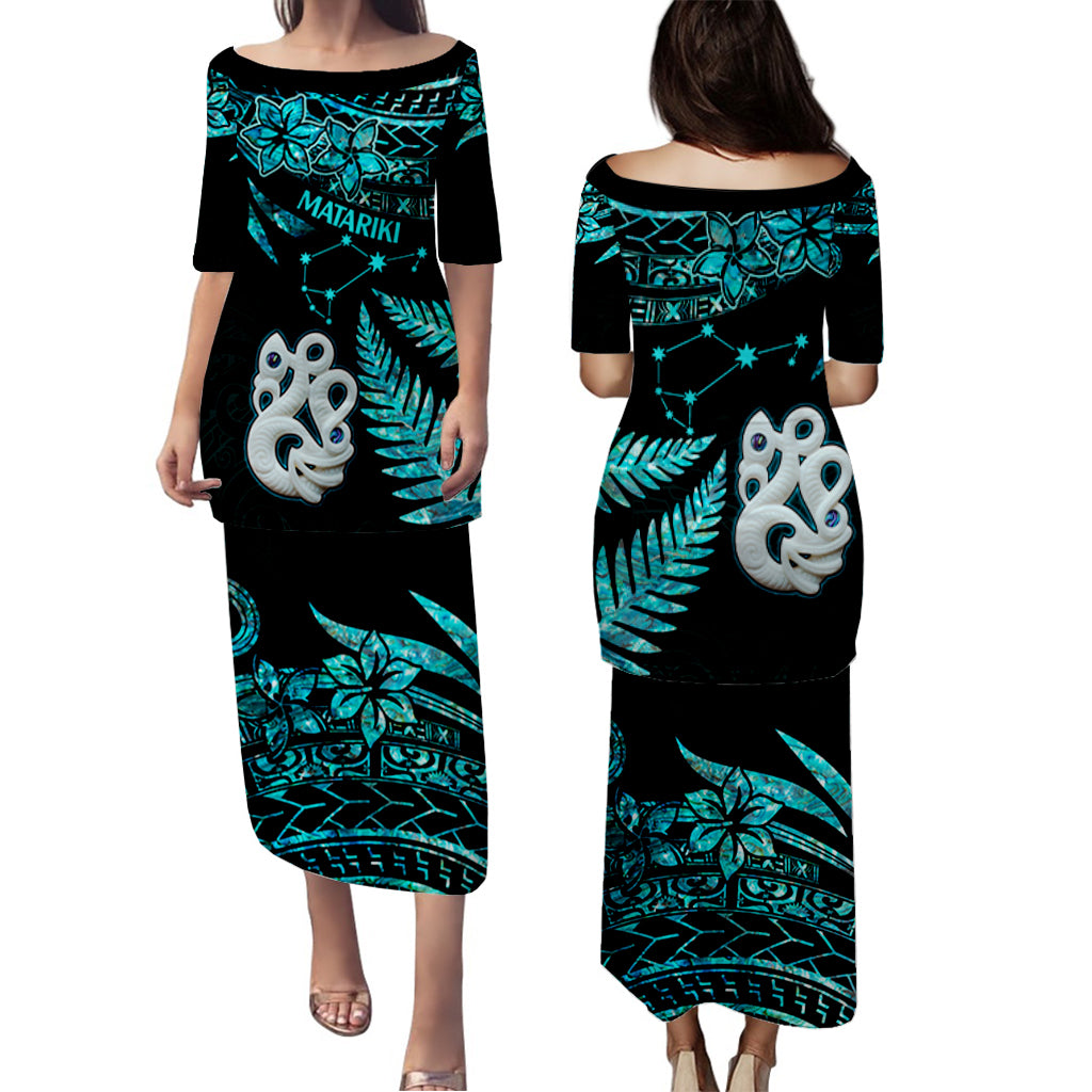 Couples Matching Hawaiian Outfits Matariki New Zealand Puletasi Dress and Hawaiian Shirt Manaia with Paua Shell - Aqua LT9 - Polynesian Pride
