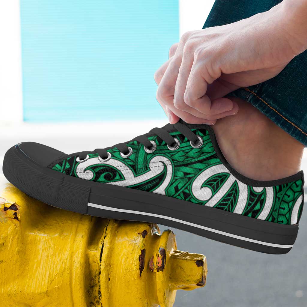 Aotearoa Maori Kowhaiwhai Low Top Shoes Kakariki Puhoro and Patiki LT9 - Polynesian Pride