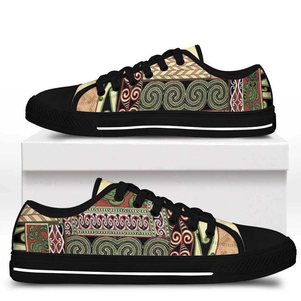 Beige Aotearoa Kowhaiwhai Pattern Low Top Shoes NZ Maori Quilt Style LT14 - Polynesian Pride