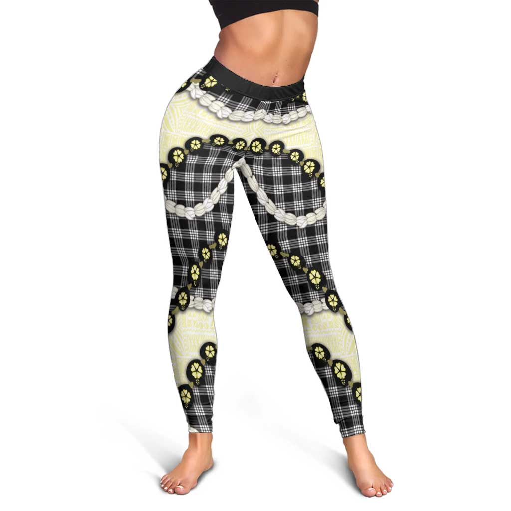 Black Palaka Hawaii Leggings Kukui Nut Pikake Lei Hawaiian Tapa Pattern - Polynesian Pride