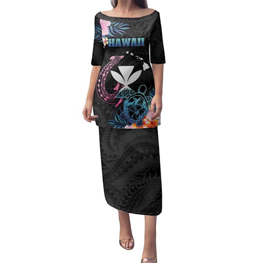 Personalised Hawaii Family Matching Puletasi and Hawaiian Shirt Kanaka Maoli With Fish Hook DT04 Mom's Dress Black - Polynesian Pride