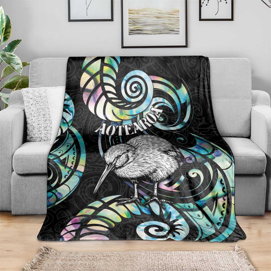 New Zealand Kiwi Bird Blanket Silver Fern Koru Paua Shell