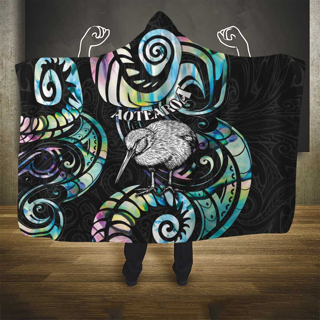New Zealand Kiwi Bird Hooded Blanket Silver Fern Koru Paua Shell