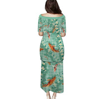 Green Palaka Hawaiian And Japanese Family Matching Puletasi and Hawaiian Shirt Sakura Lei With Koi Fish DT05 - Polynesian Pride