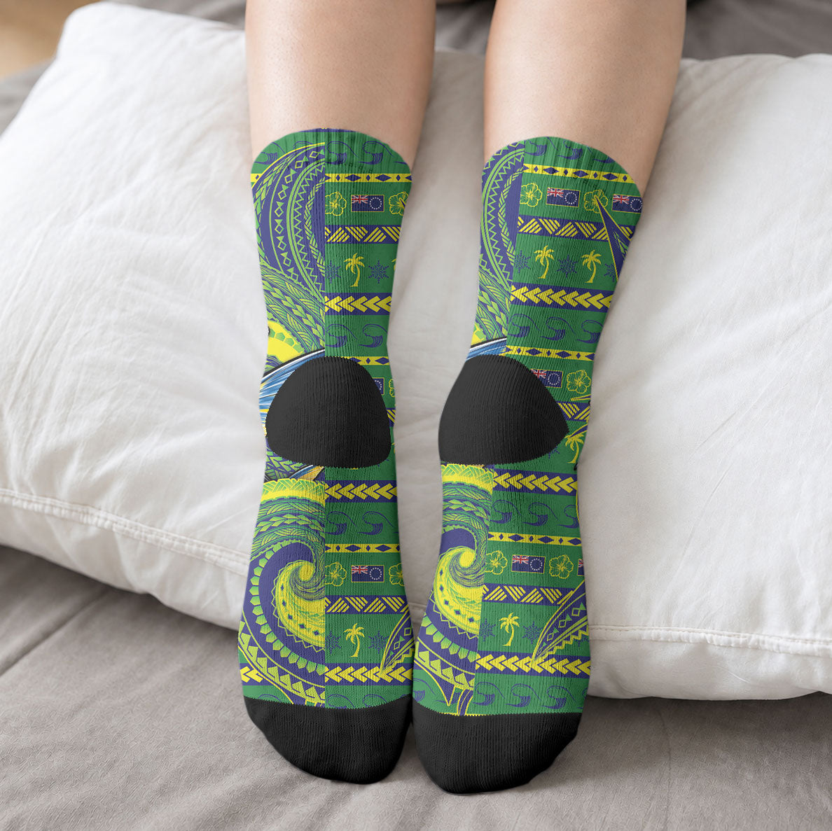 Cook Islands Christmas Crew Socks Santa Riding Flying Fish
