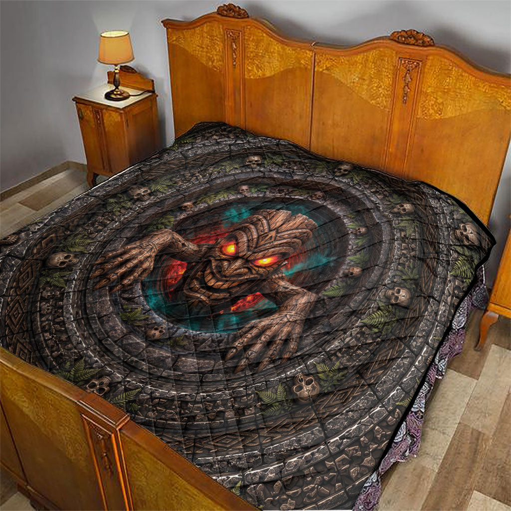 3D Illusion Haunted Tiki Totem Halloween Quilt Polynesian Wood Spirit Fiery