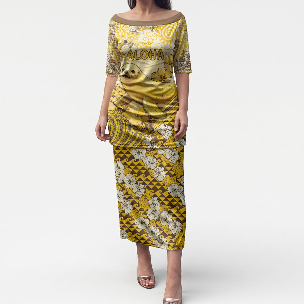 Hawaii Banana Seal Puletasi Ilio Holo I Ka Uaua Aloha DT05 Long Dress Yellow - Polynesian Pride