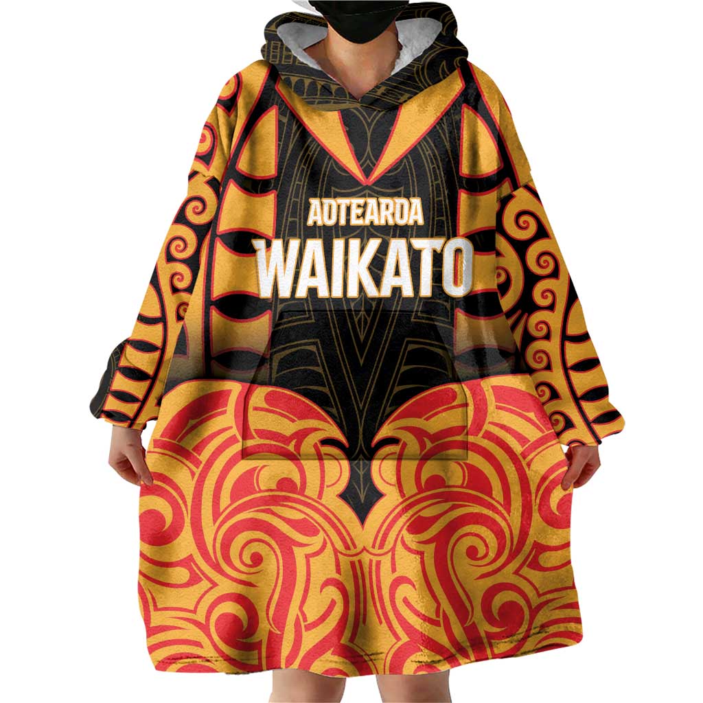 Custom Aotearoa Waikato Wearable Blanket Hoodie Maori Pattern New Zealand - Polynesian Pride