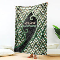 Aotearoa Atua Papatuanuku Blanket Earth Mother Father Koru Patterns