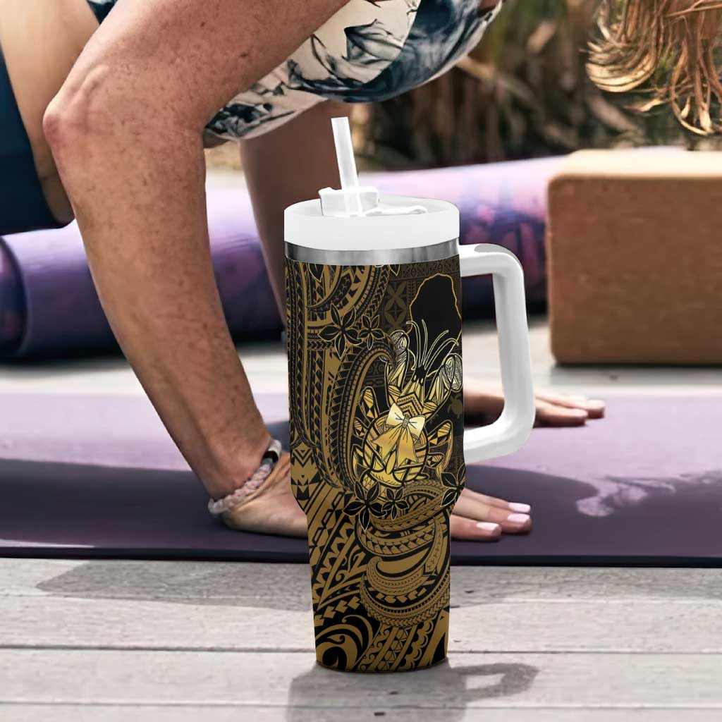 Niue Christmas Tumbler With Handle Niuean Crab Xmas Tribal Waves - Polynesian Pride
